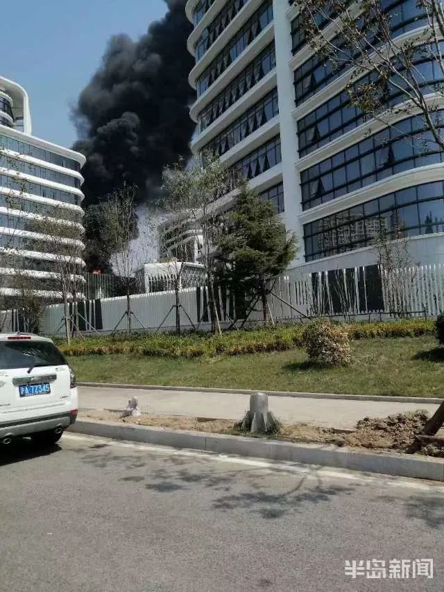 青岛建筑突发爆炸事件实录