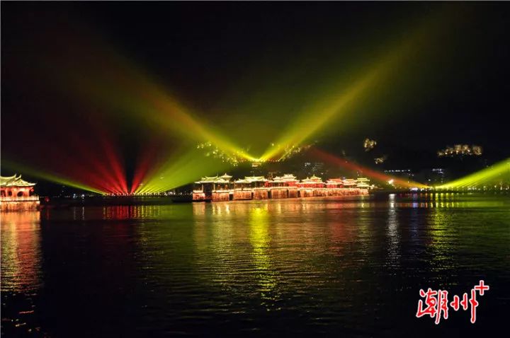 多地夜景灯光秀，点亮城市魅力，吸引游客驻足欣赏