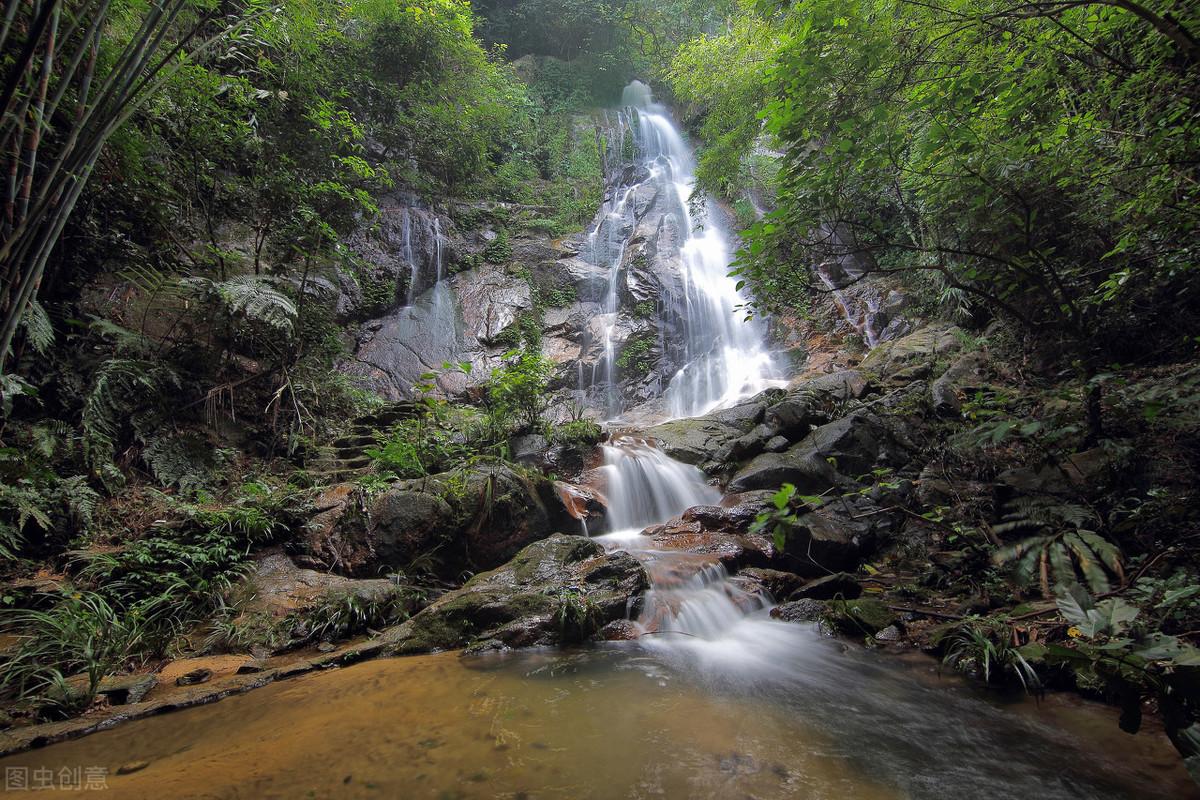 山岳风景的历史叙事与现代艺术展现