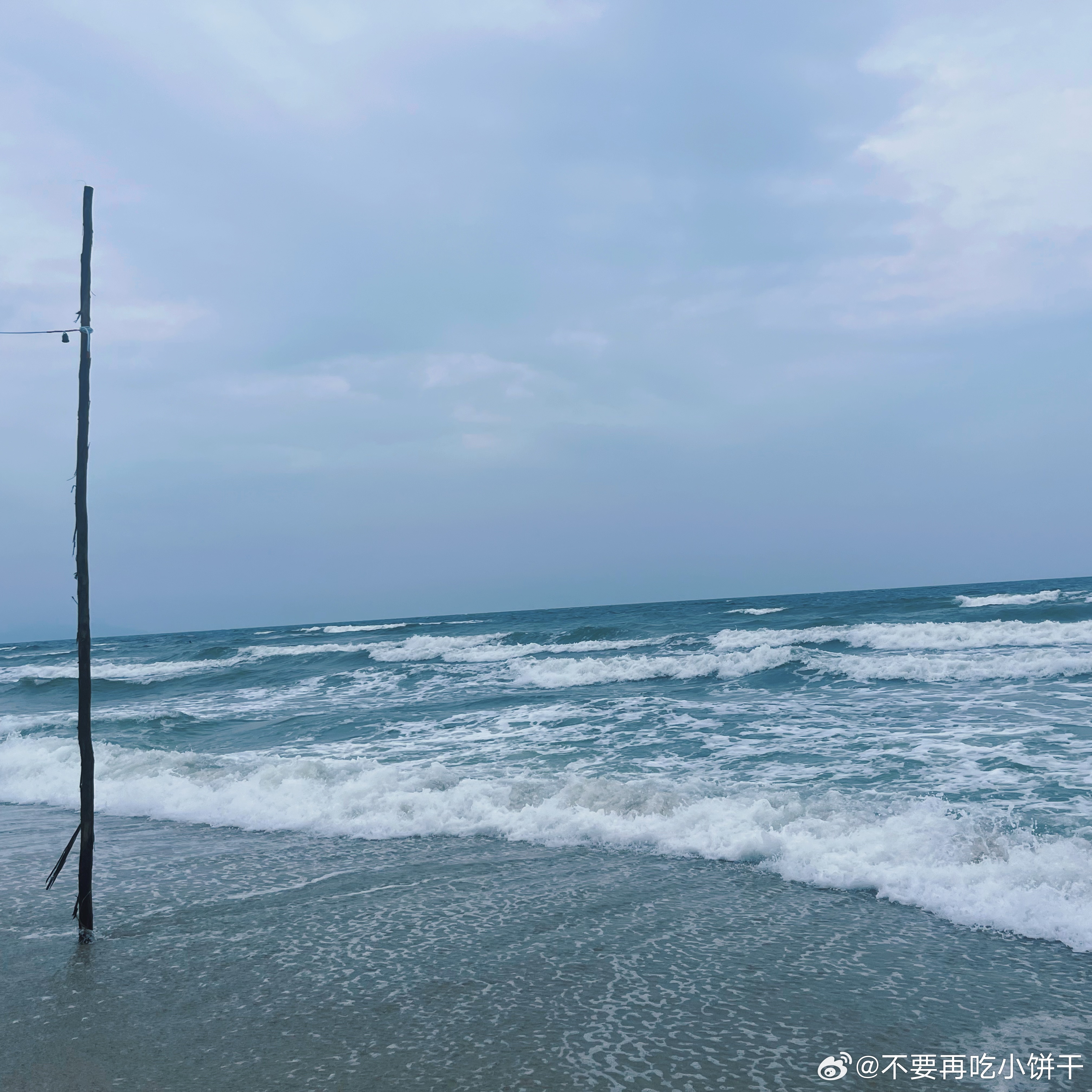 海风吹拂，深海魅力的独特气息