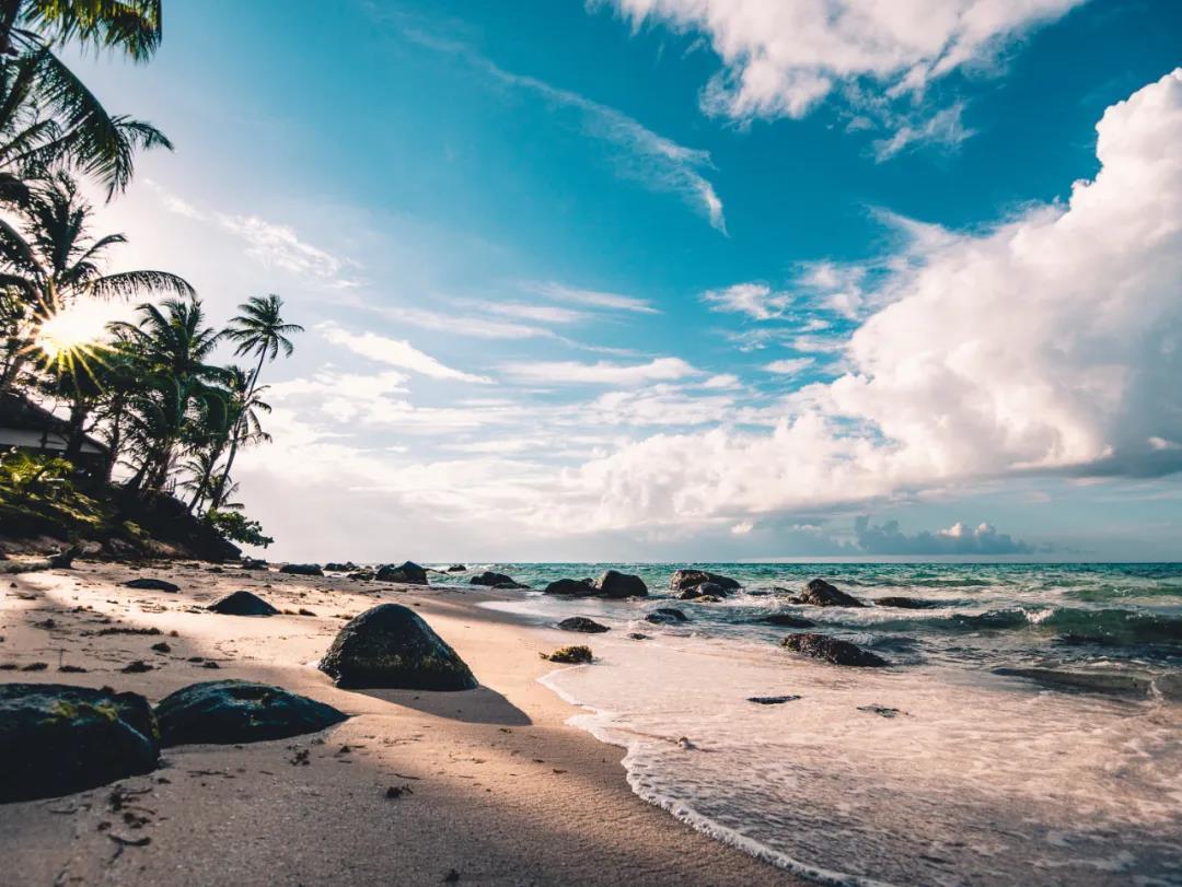 海风咸润，大海的呼吸