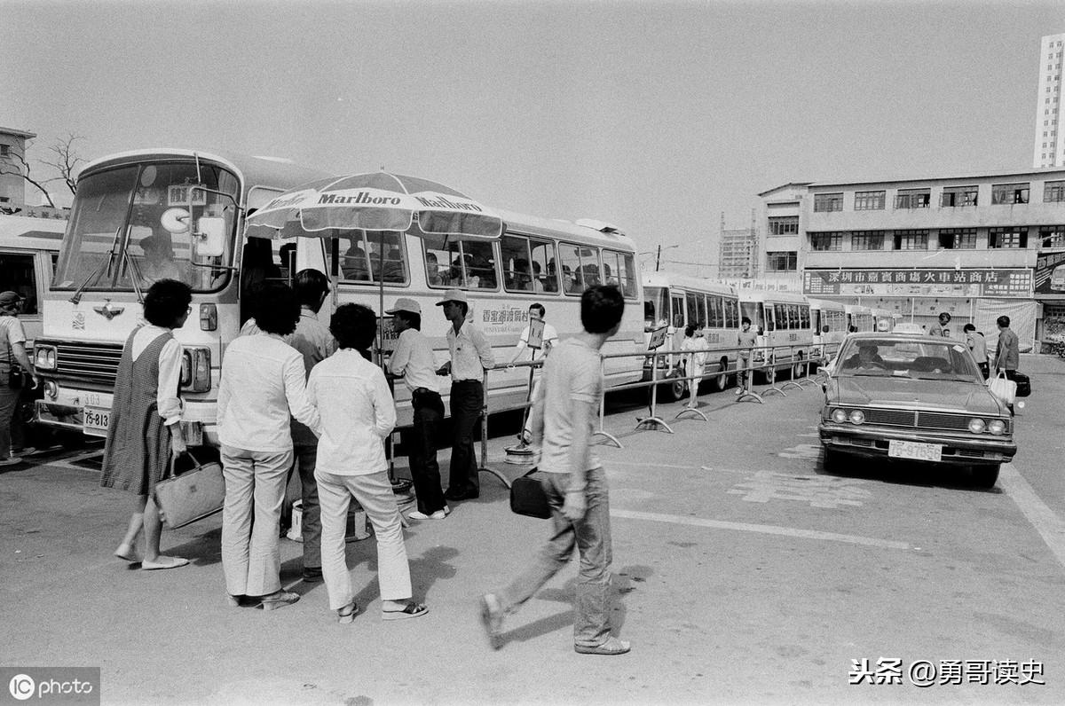 深圳公交车自助快餐服务模式引领城市出行新风尚