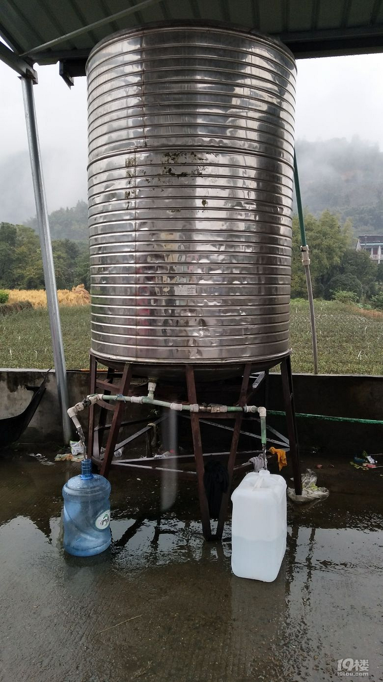 长期储水桶清洁与饮用水健康安全维护的重要性及方法